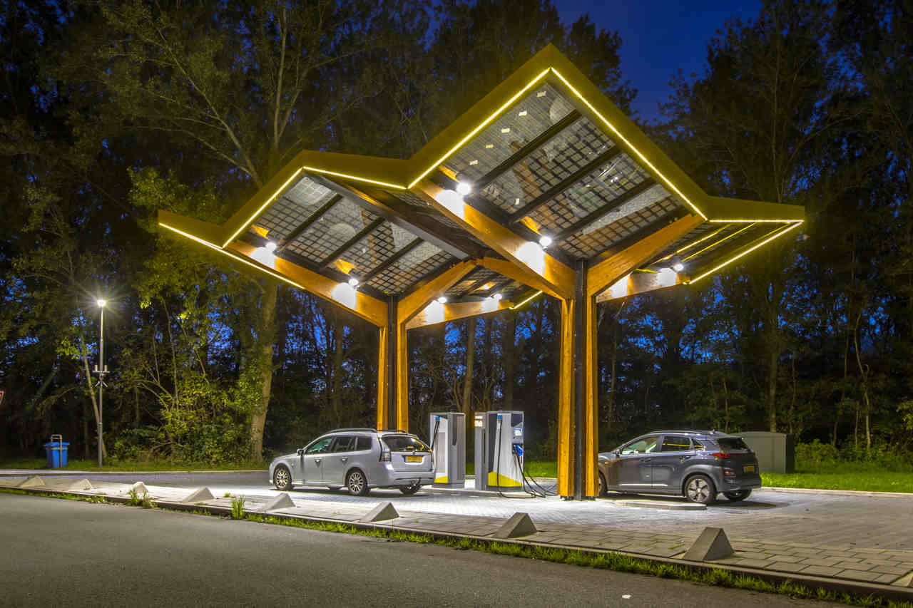 Photographie de bornes de recharge de voitures électriques